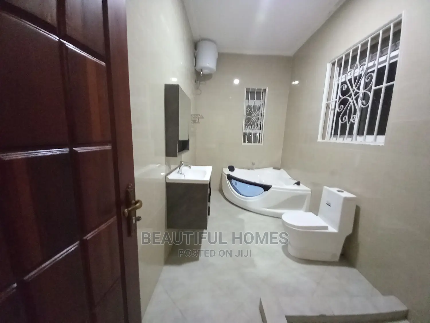 Furnished 4bdrm Mansion in Kyanja, Central Division for Sale