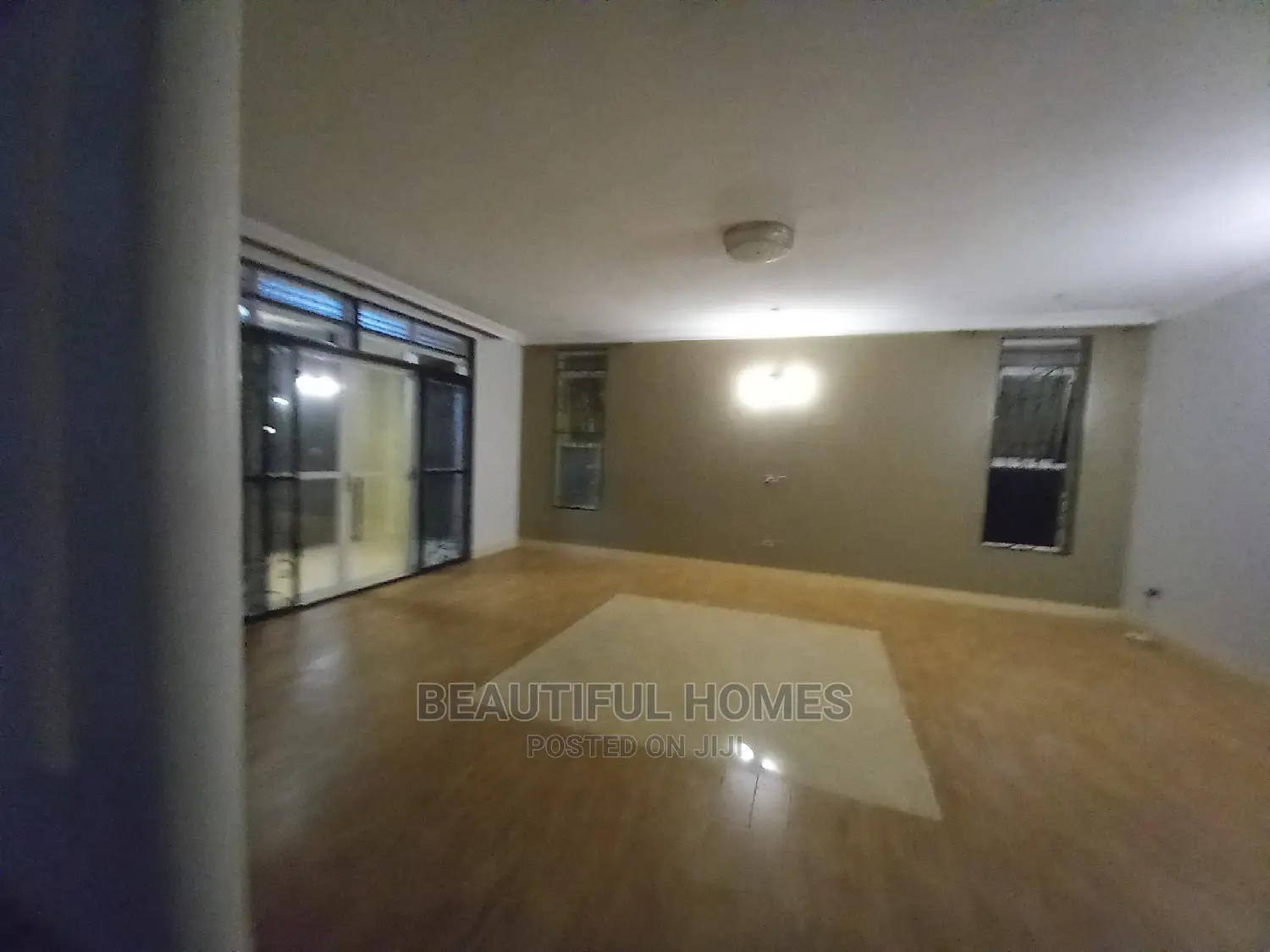 Furnished 7bdrm Mansion in All Tarmack, Kira for Sale