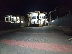 Furnished 7bdrm Mansion in Kira Classy for Sale
