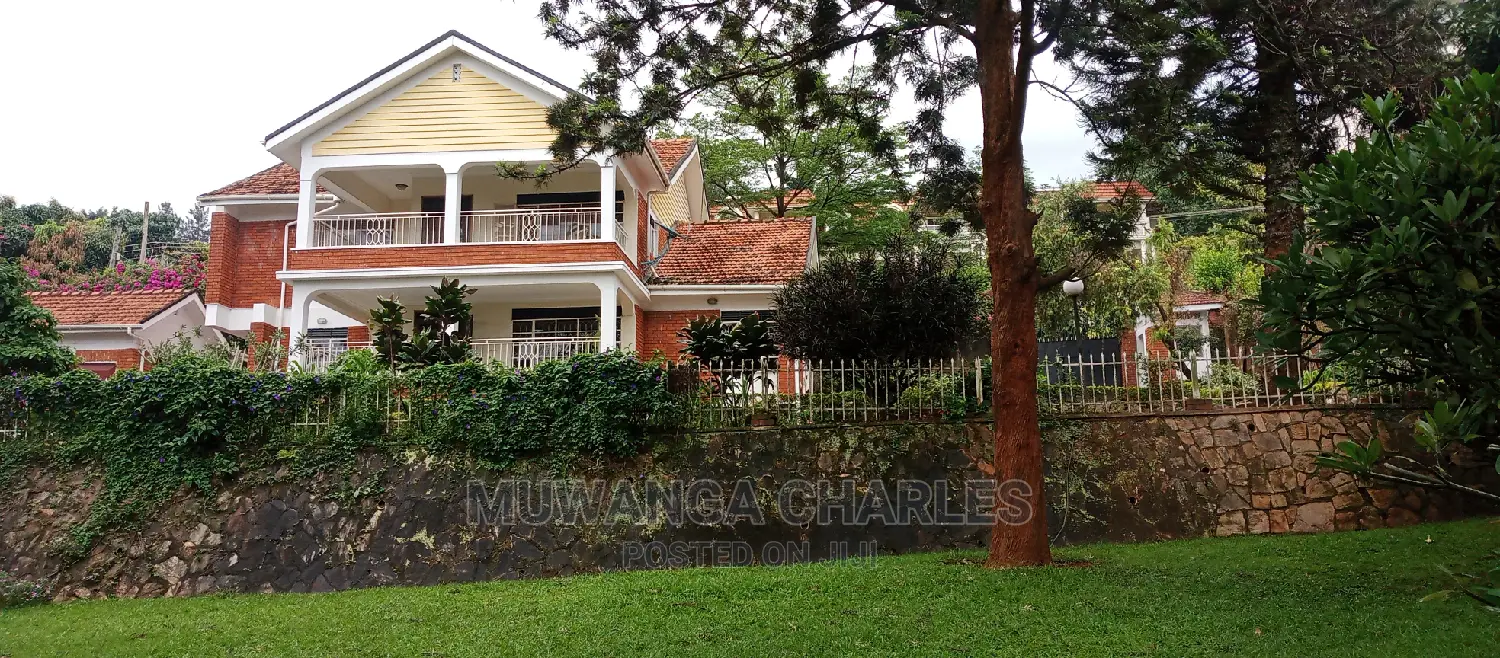 4bdrm Duplex in Fs Properties Ltd, Central Division for Rent