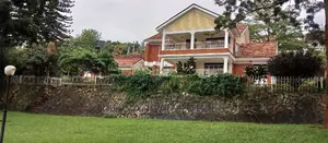 4bdrm Duplex in Fs Properties Ltd, Central Division for Rent