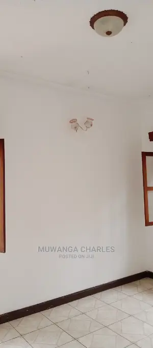 4bdrm Duplex in Fs Properties Ltd, Central Division for Rent