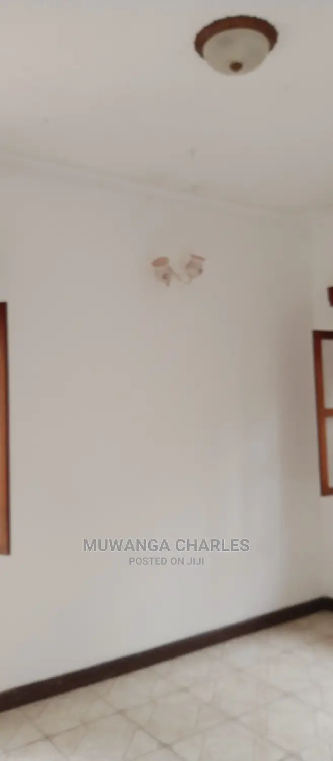 4bdrm Duplex in Fs Properties Ltd, Central Division for Rent