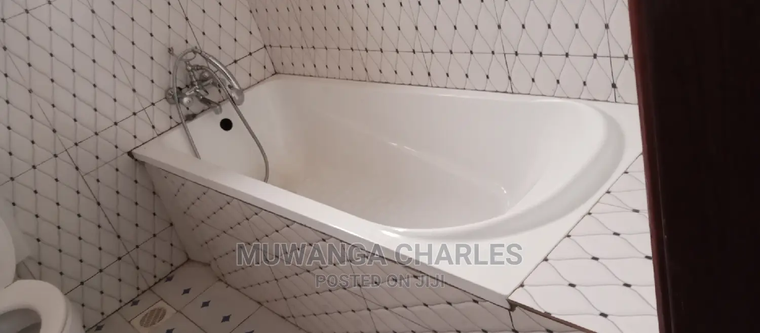 4bdrm Duplex in Fs Properties Ltd, Central Division for Rent