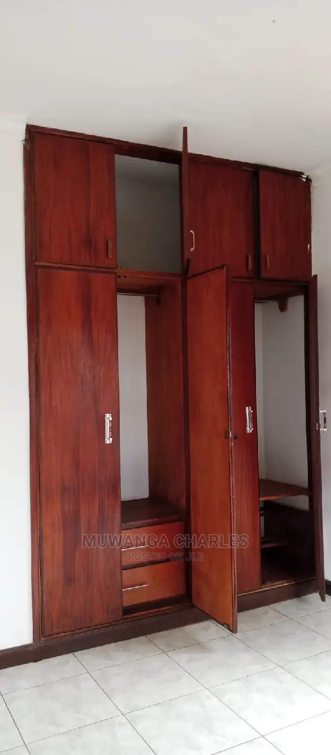 4bdrm Duplex in Fs Properties Ltd, Central Division for Rent