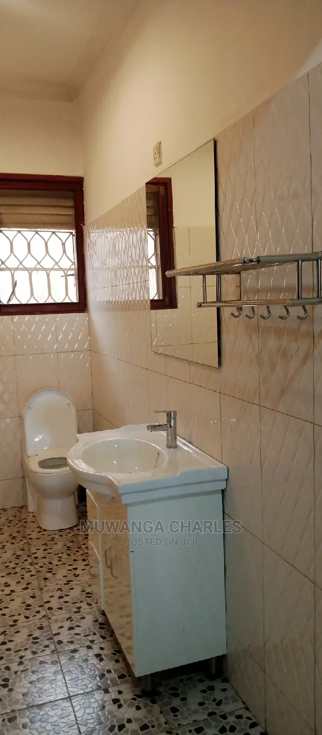 4bdrm Duplex in Fs Properties Ltd, Central Division for Rent