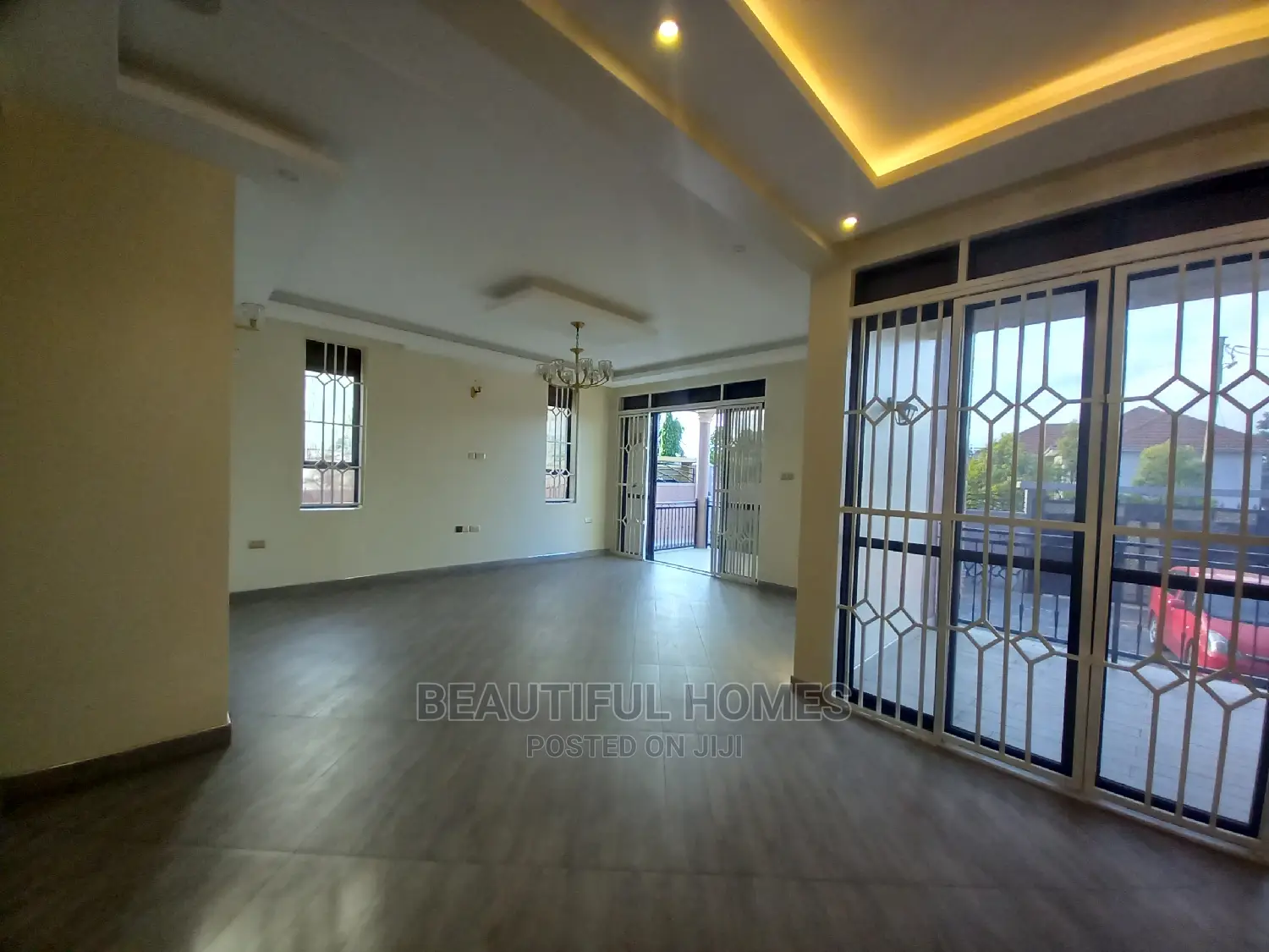 Furnished 5bdrm Mansion in Minister'S Village, Kira for Sale