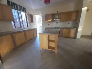 Furnished 5bdrm House in Kira Diplomat for Sale