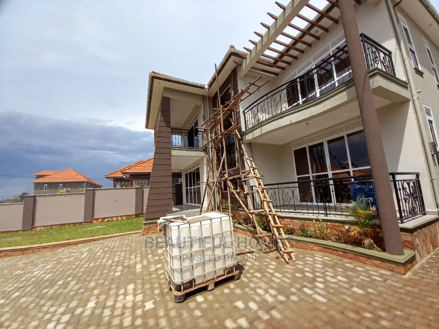 Furnished 5bdrm Mansion in Najjera, Kira for Sale