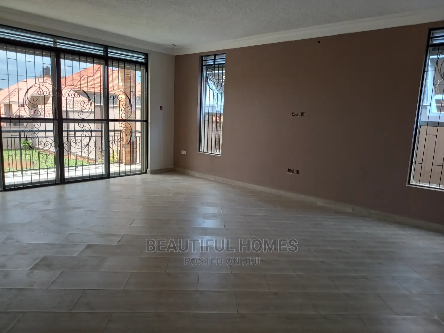 Furnished 5bdrm Mansion in Najjera, Kira for Sale