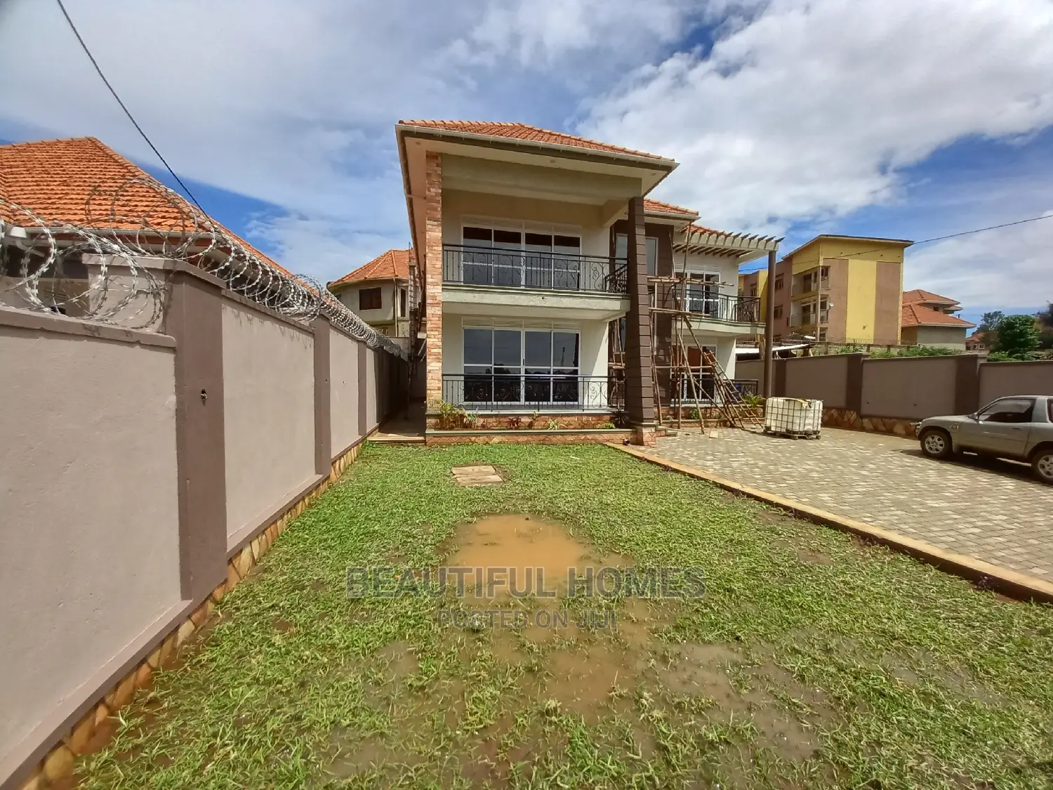 Furnished 5bdrm Mansion in Najjera, Kira for Sale