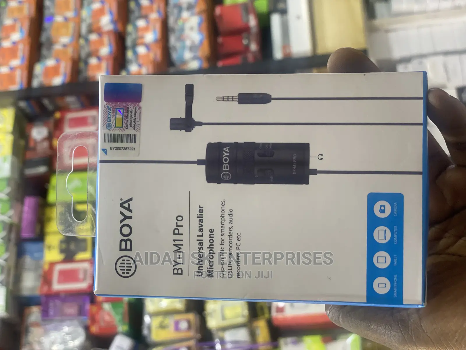 By- M1 Pro Universal Lavalier Microphone