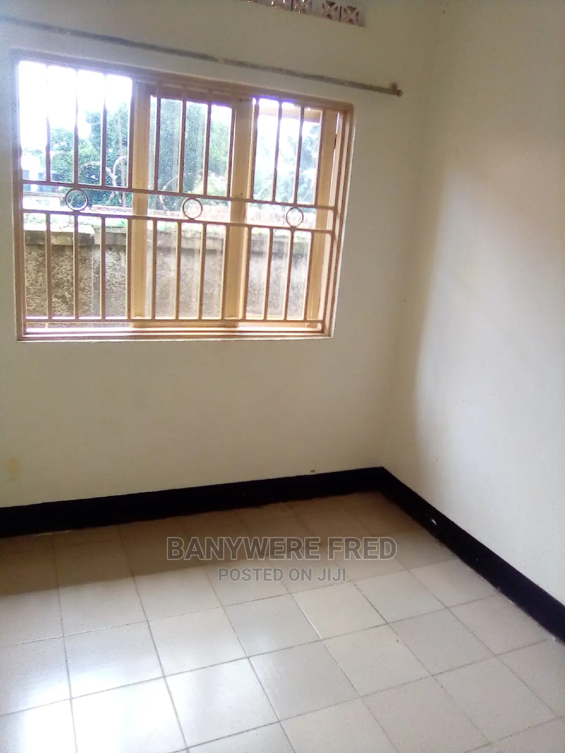 Furnished 3bdrm Bungalow in Kira for Rent