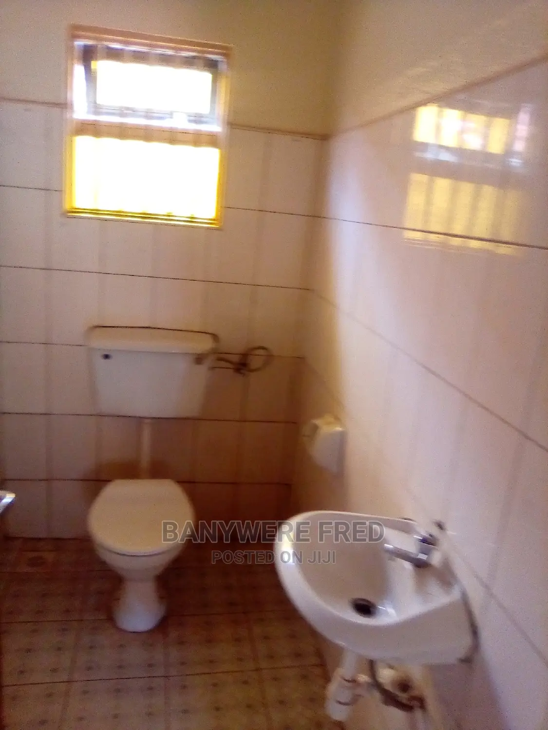 Furnished 3bdrm Bungalow in Kira for Rent