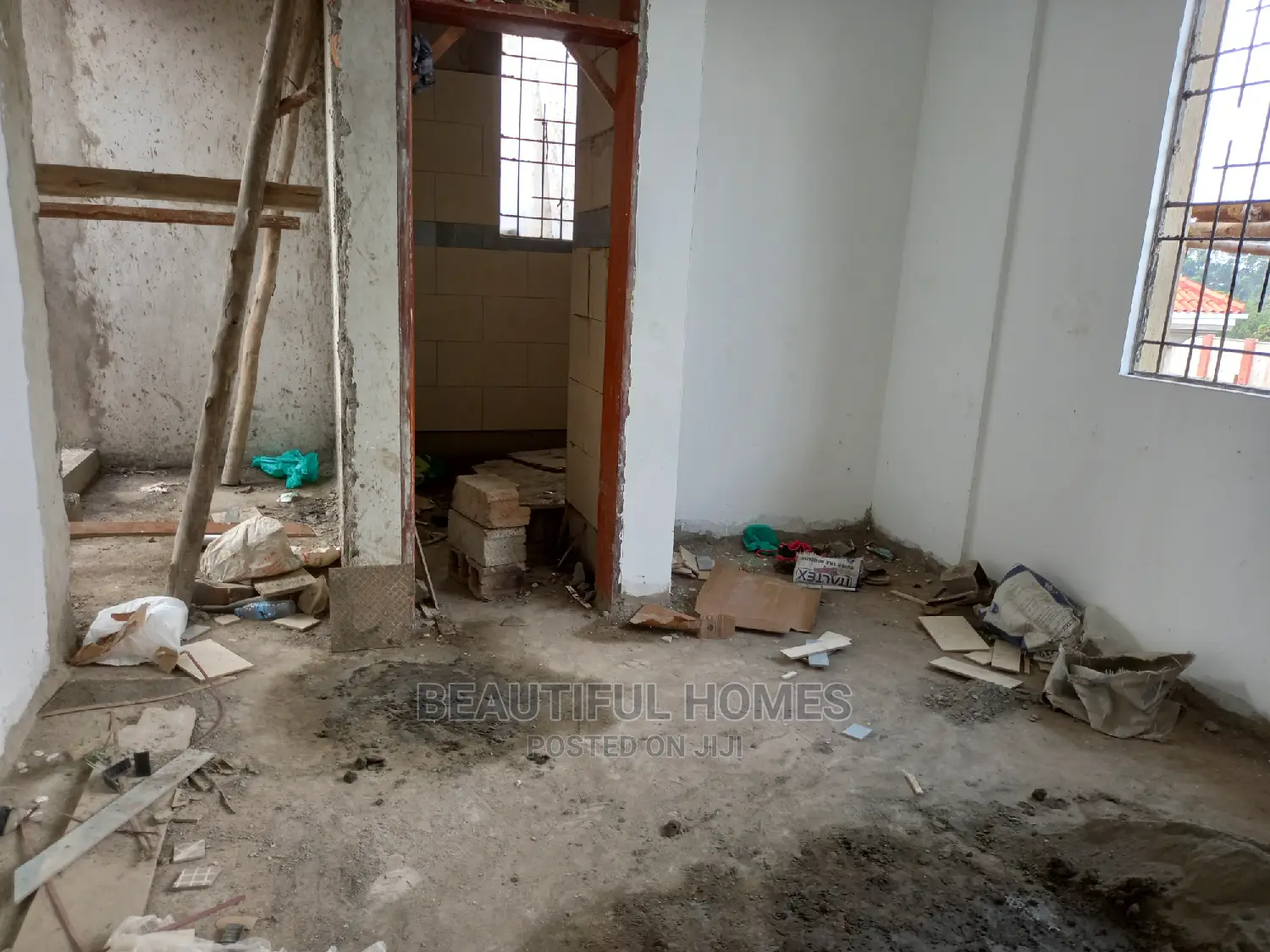 Furnished 6bdrm Mansion in Kisaasi, Central Division for Sale