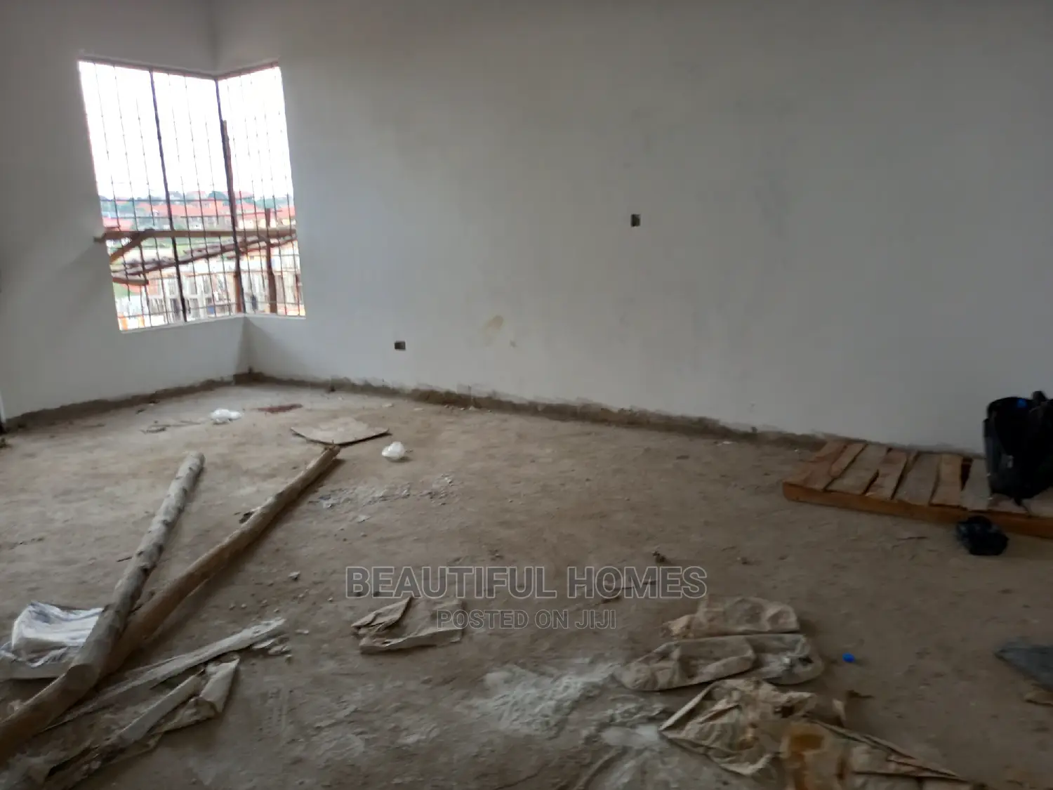 Furnished 6bdrm Mansion in Kisaasi, Central Division for Sale