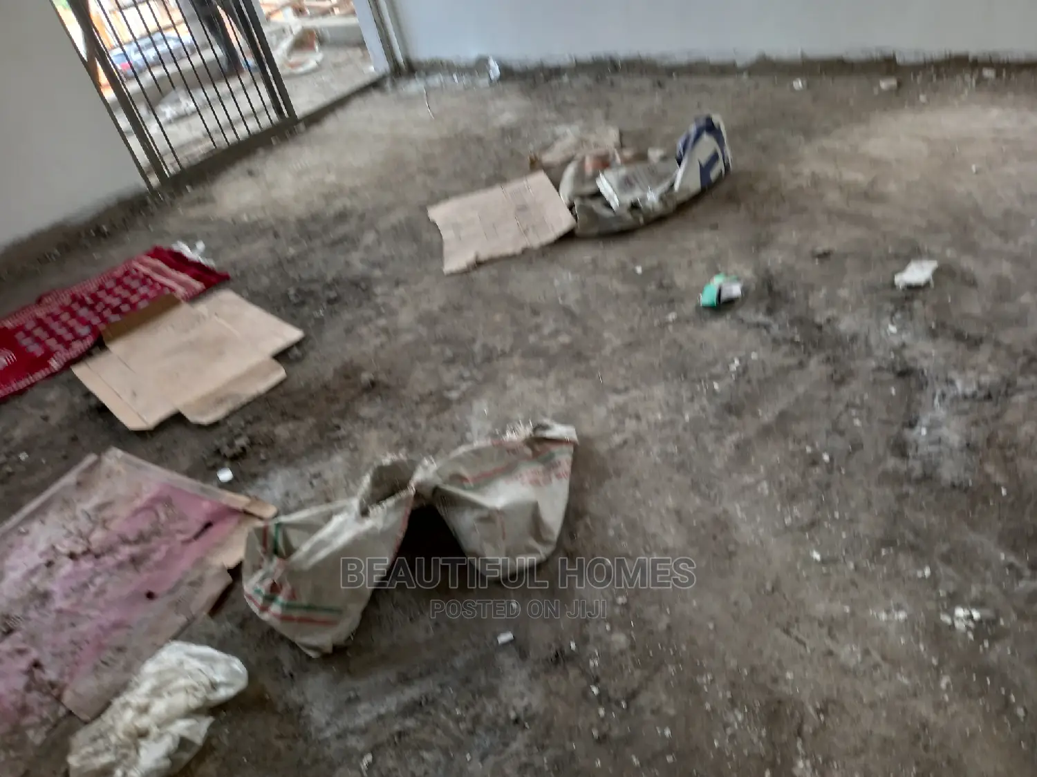 Furnished 6bdrm Mansion in Kisaasi, Central Division for Sale