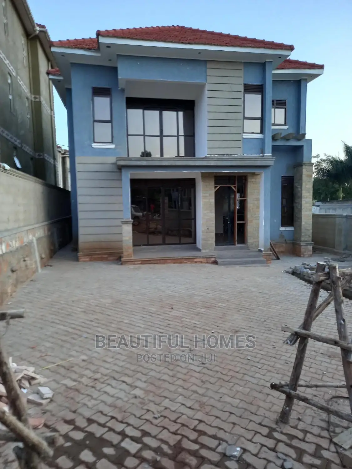 Furnished 4bdrm Mansion in Najjera, Kira for Sale
