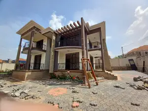 Furnished 6bdrm Mansion in Kira Tarmack for Sale