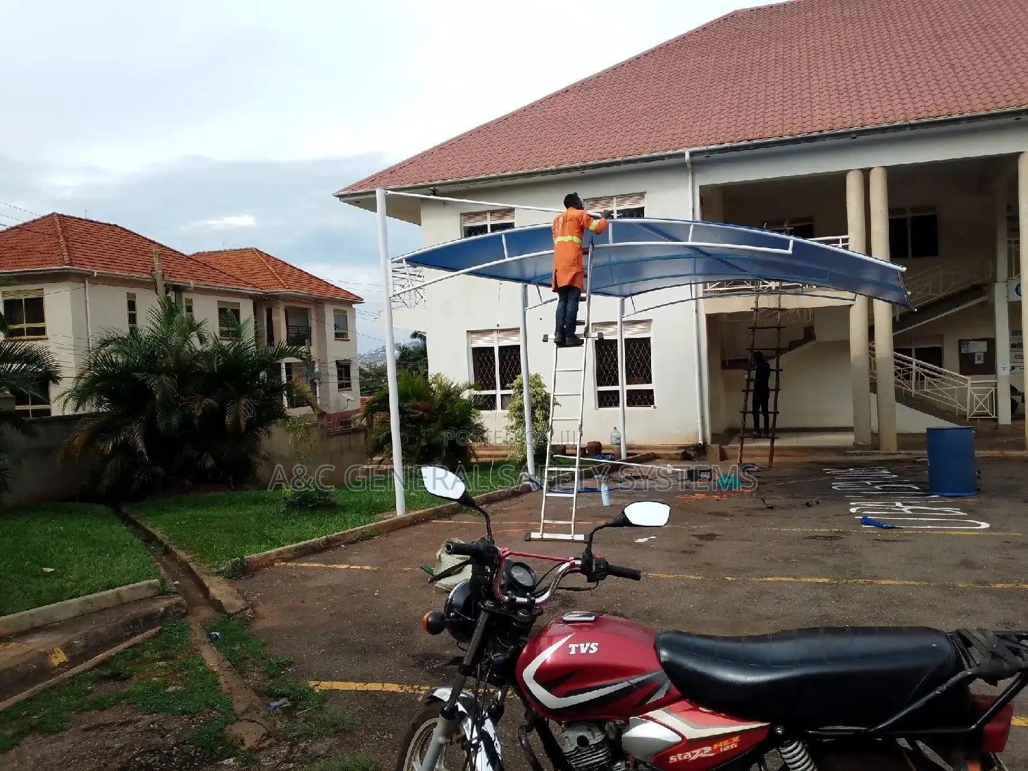 3 Cars Shade Parking Water and Sun Proof 100%