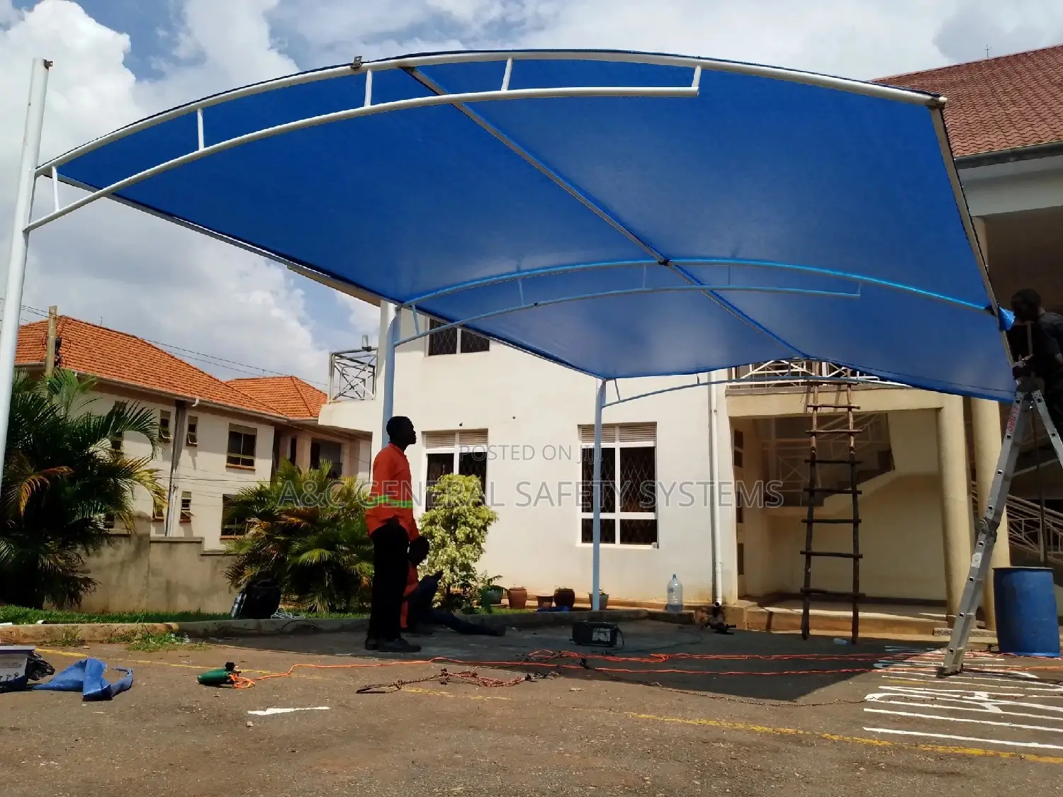 3 Cars Shade Parking Water and Sun Proof 100%