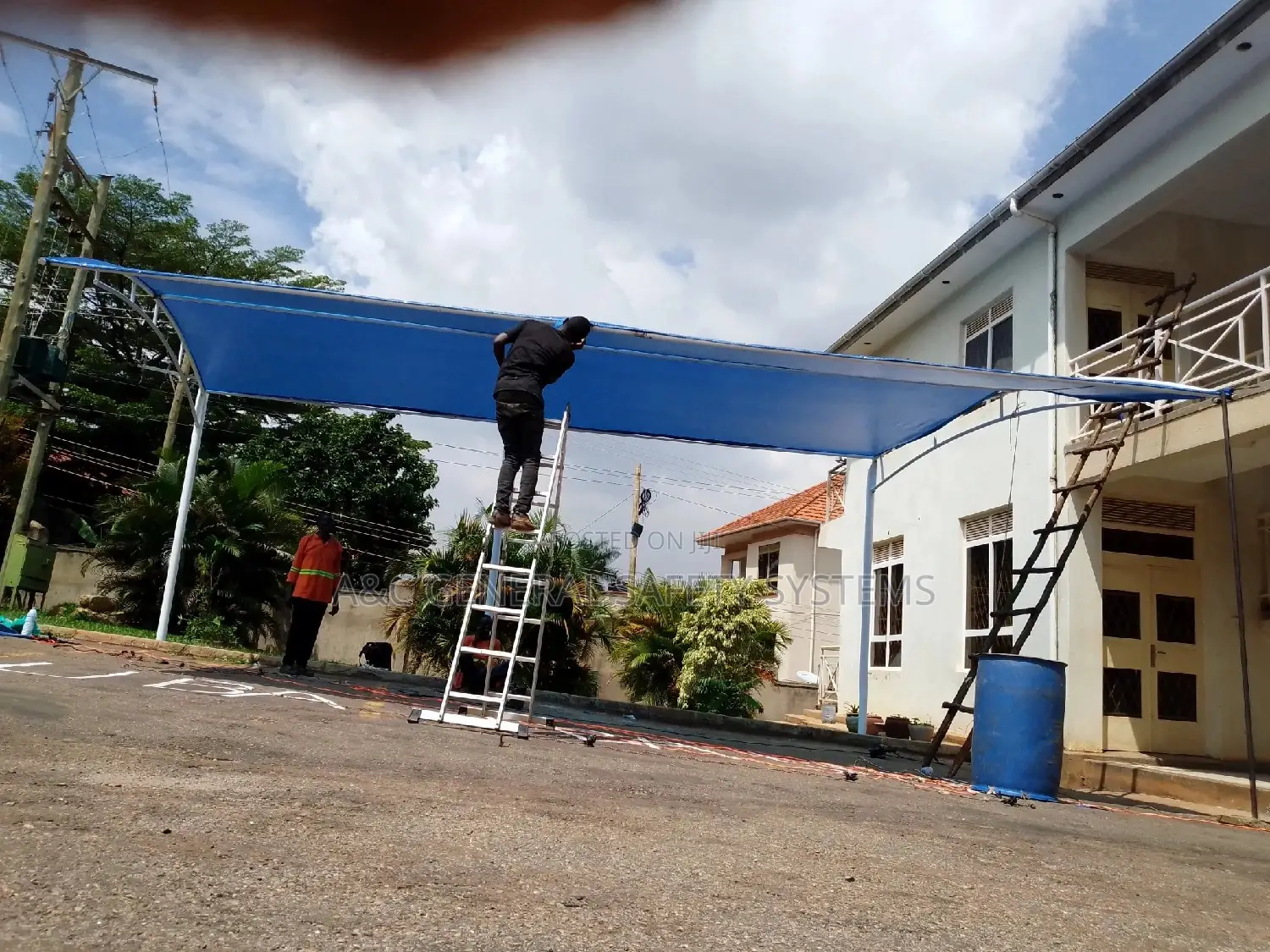 3 Cars Shade Parking Water and Sun Proof 100%