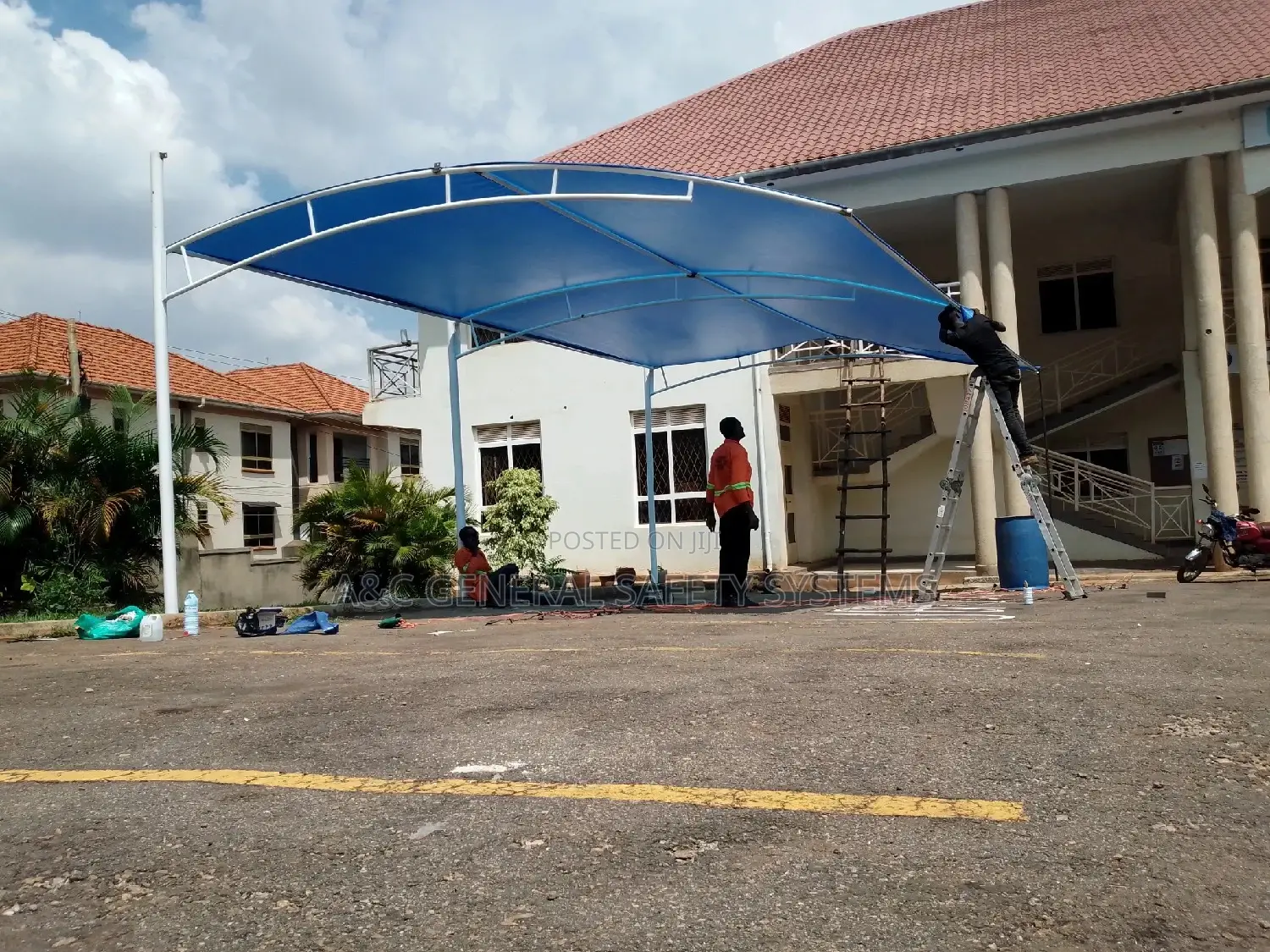 3 Cars Shade Parking Water and Sun Proof 100%
