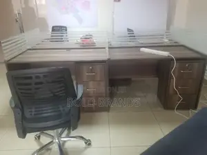 4 Seater Work Station