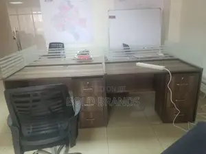 4 Seater Work Station
