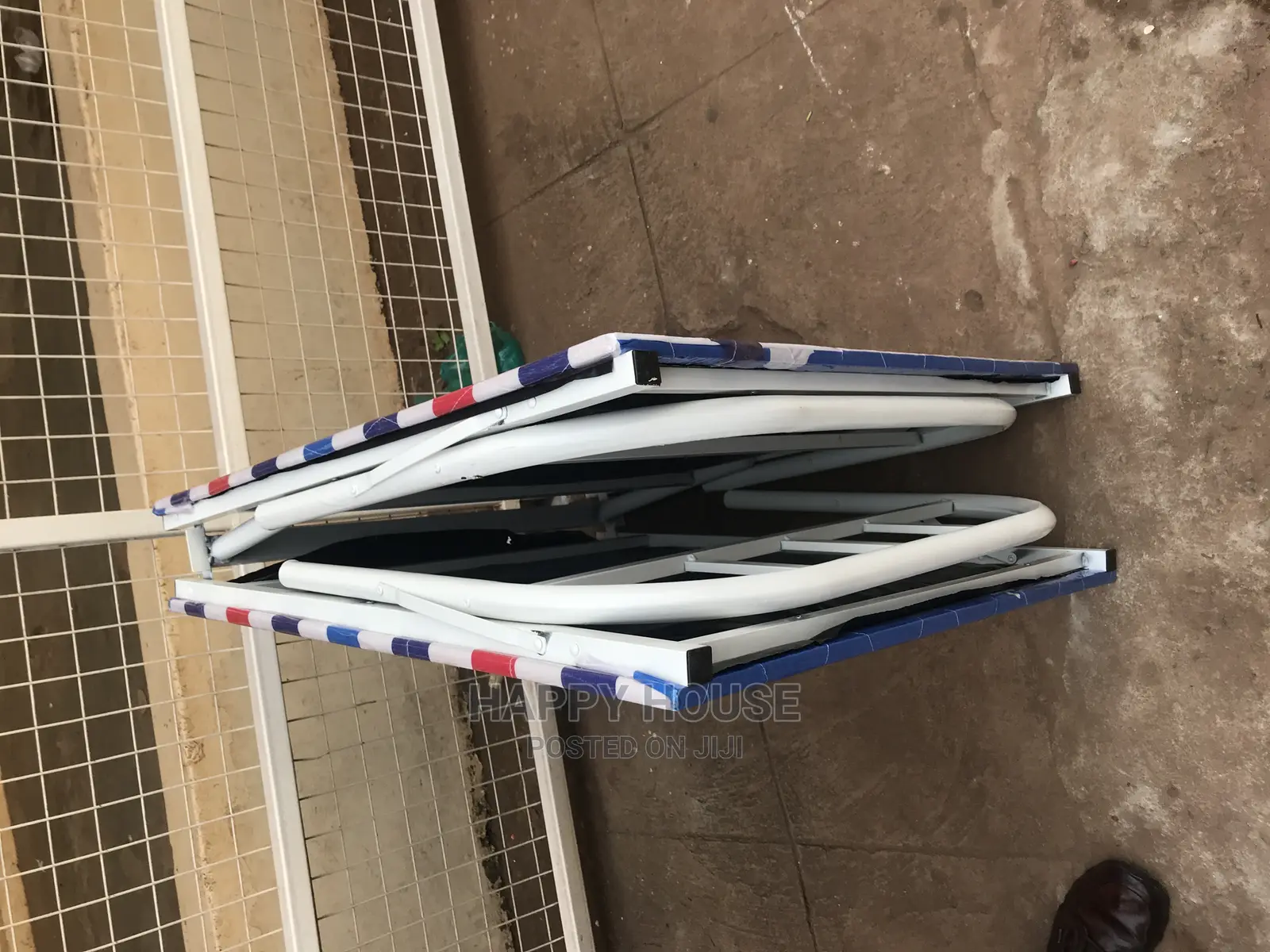 Strong Foldable Bed