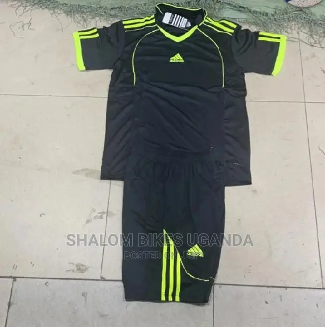 Plain Jerseys and Club Jerseys