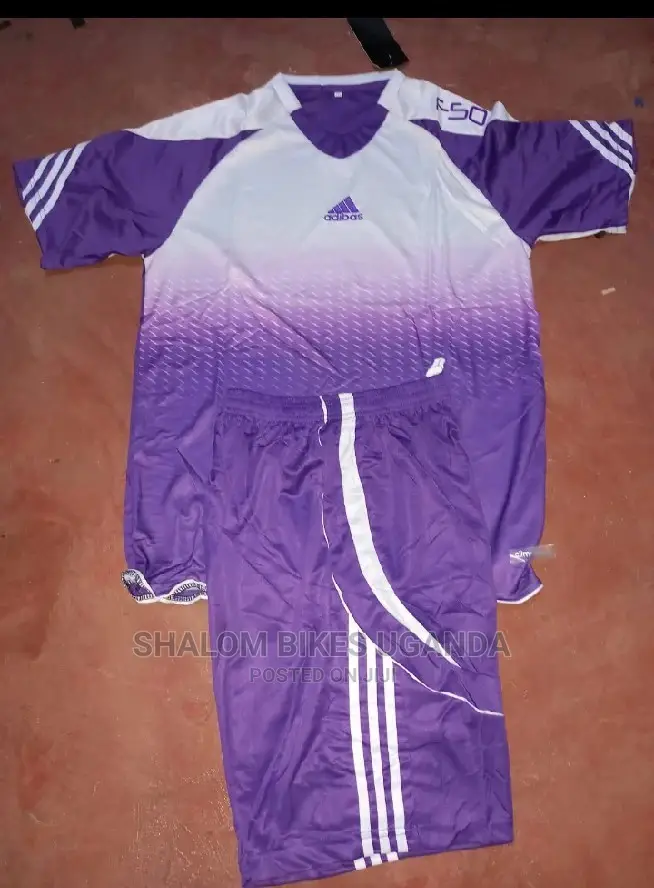 Plain Jerseys and Club Jerseys