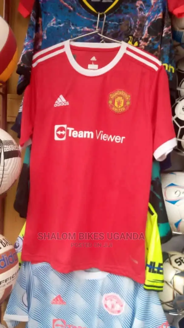 Plain Jerseys and Club Jerseys