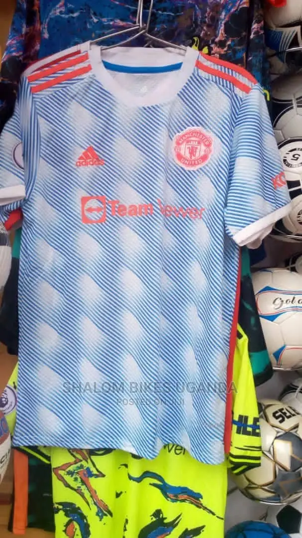 Plain Jerseys and Club Jerseys