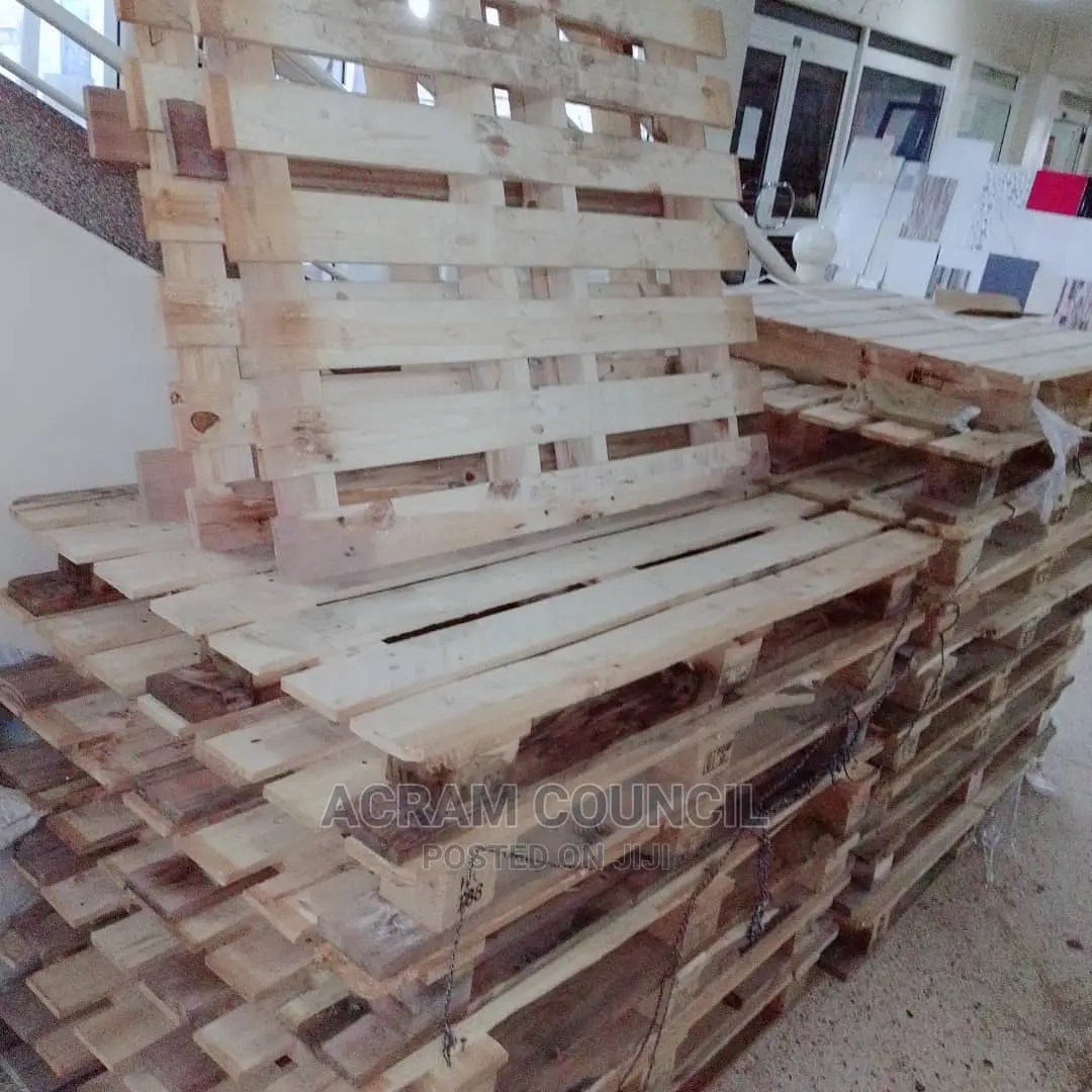 Mahogany Pallets