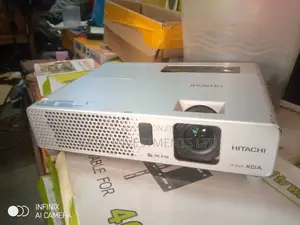 Hitachi Projector