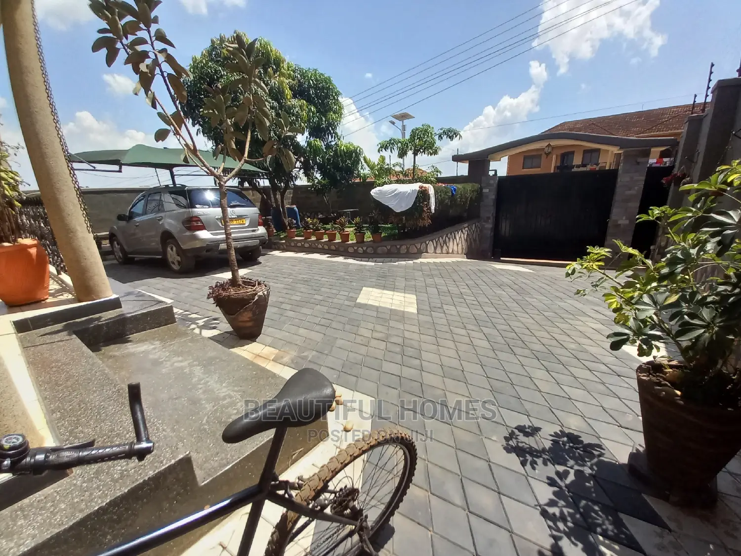 Furnished 5bdrm House in Kisaasi, Nakawa for Sale