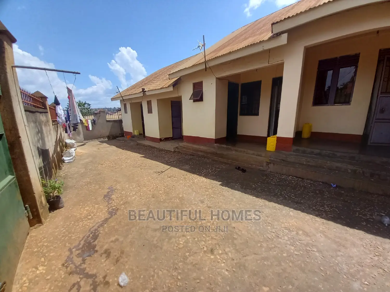 Furnished 1bdrm Apartment in Kisaasi, Nakawa for Sale