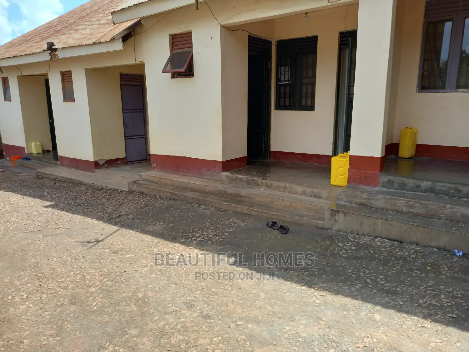 Furnished 1bdrm Apartment in Kisaasi, Nakawa for Sale