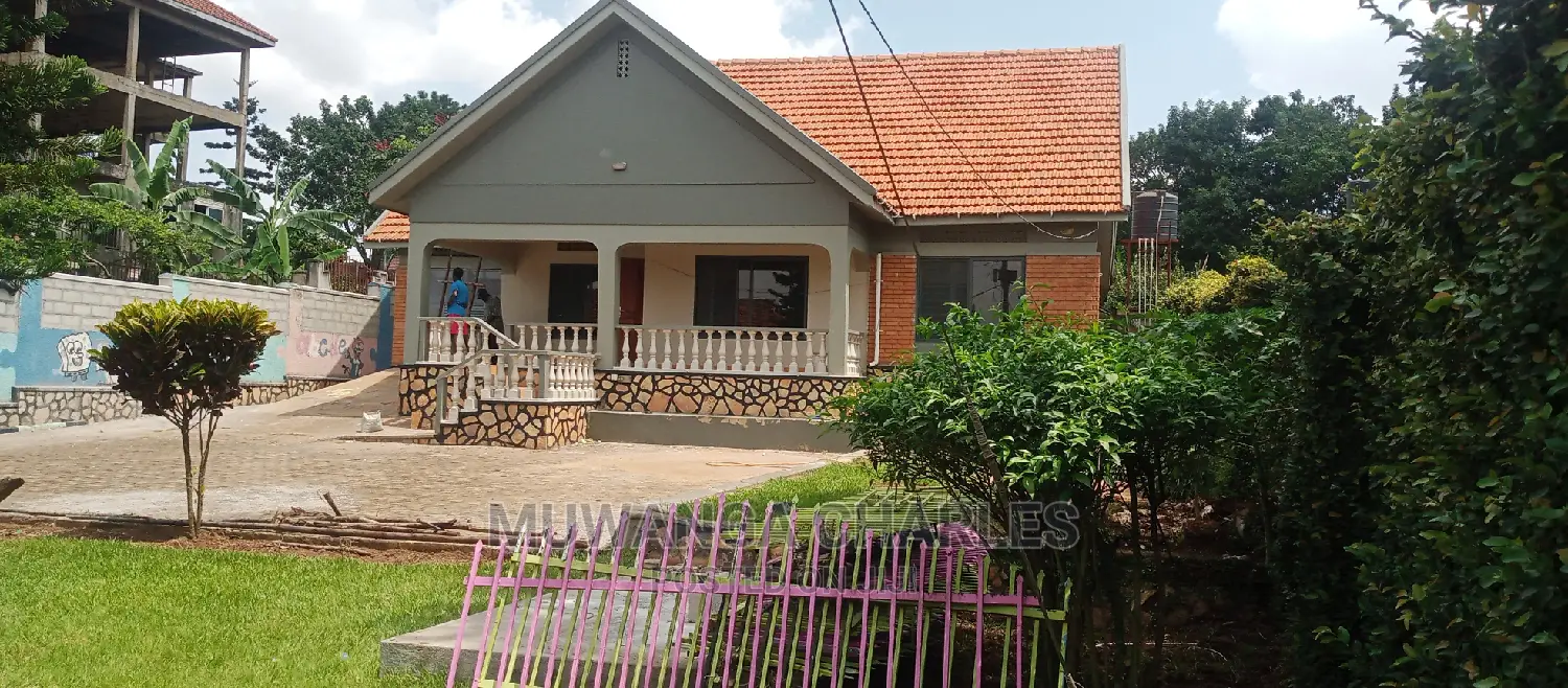3bdrm Bungalow in Fs Properties Ltd, Central Division for Rent