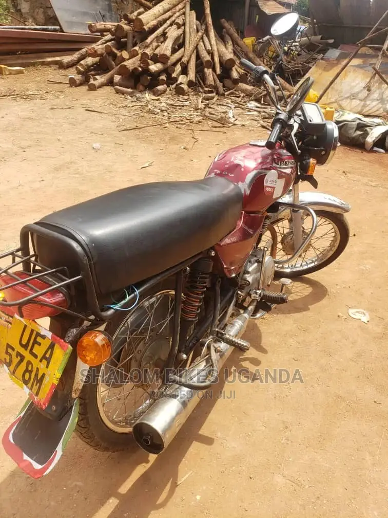 Bajaj 2019 Red