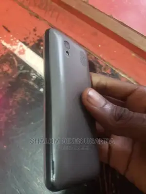 Tecno Q1 Gray