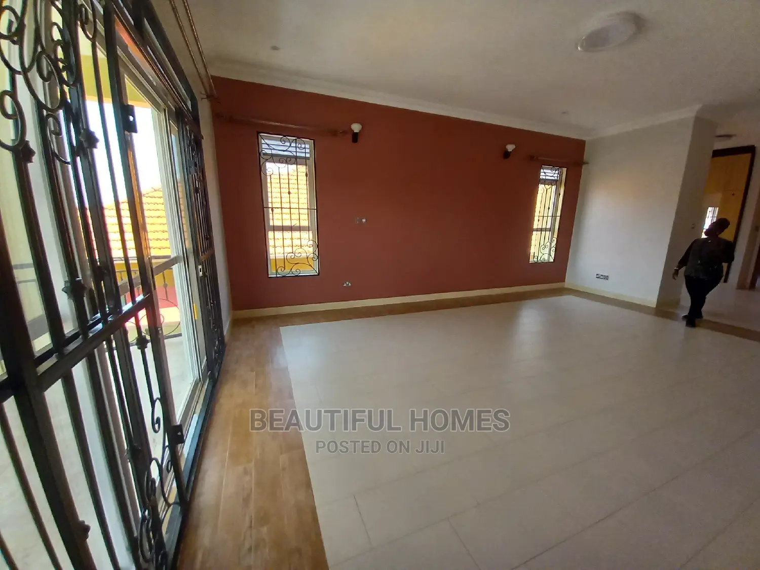 Furnished 6bdrm Mansion in Minister'S Village, Kira for Sale