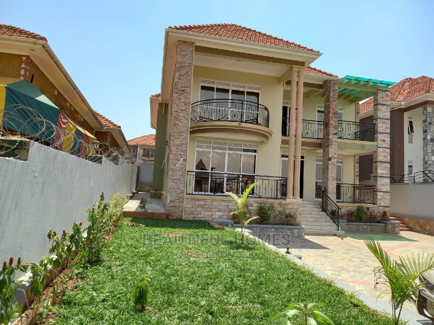 Furnished 6bdrm House in Kira High End for Sale