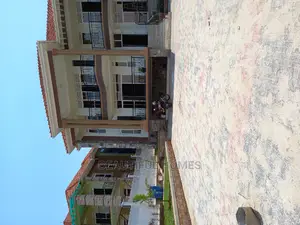 Furnished 6bdrm House in Kira Tarmacked for Sale