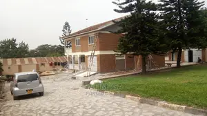 5bdrm Duplex in Kololo Property, Central Division for Rent