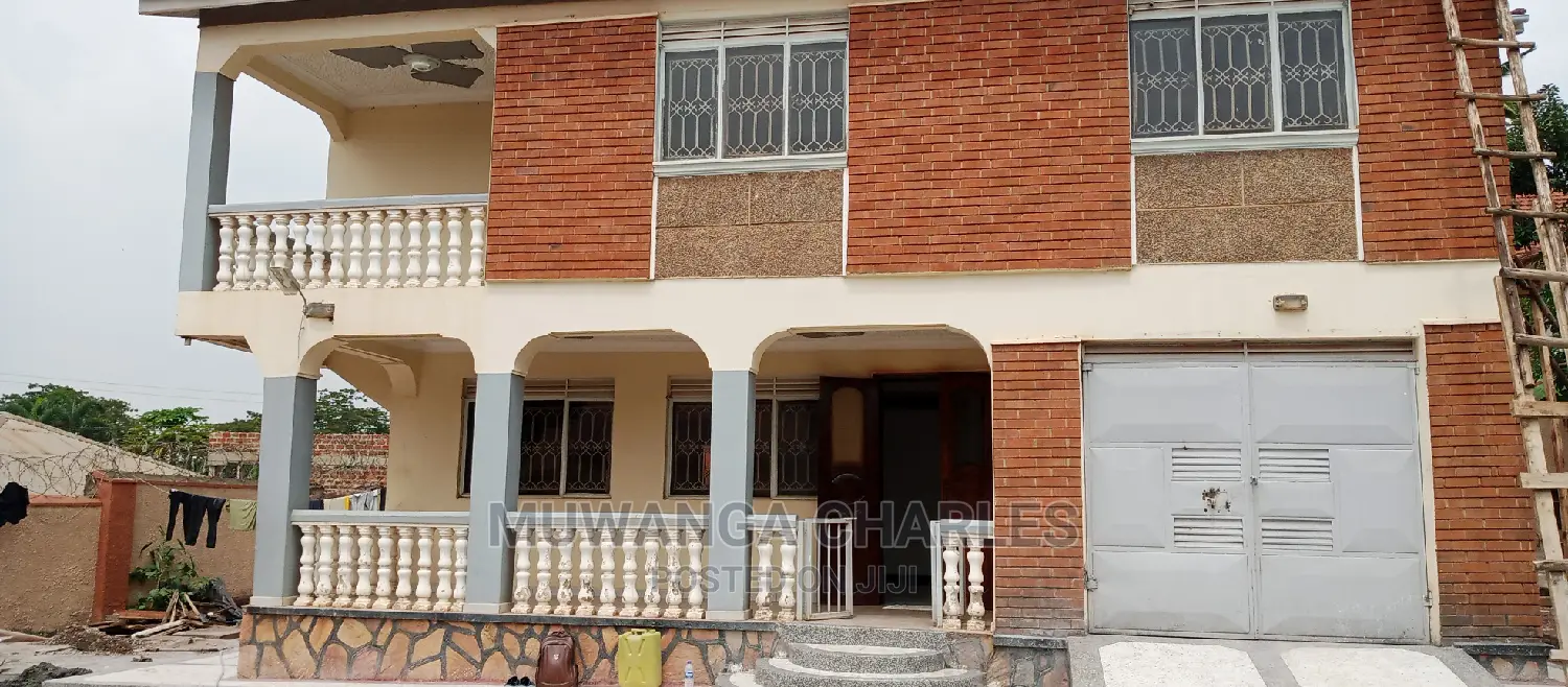 5bdrm Duplex in Fs Properties Ltd, Central Division for Rent