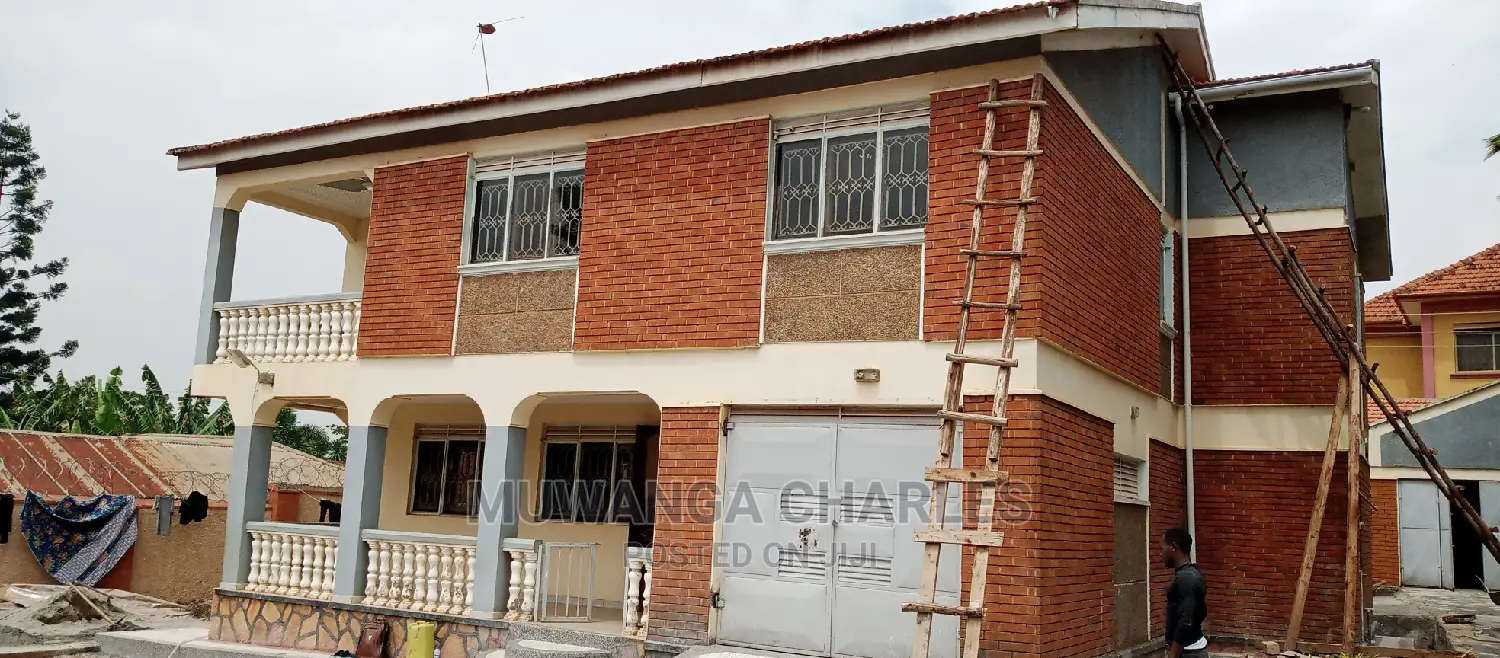 5bdrm Duplex in Fs Properties Ltd, Central Division for Rent