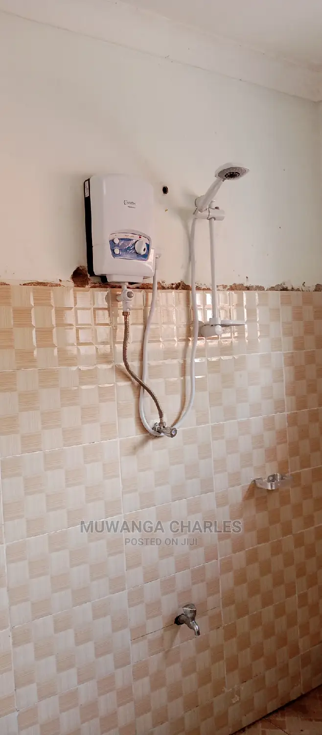 5bdrm Duplex in Fs Properties Ltd, Central Division for Rent