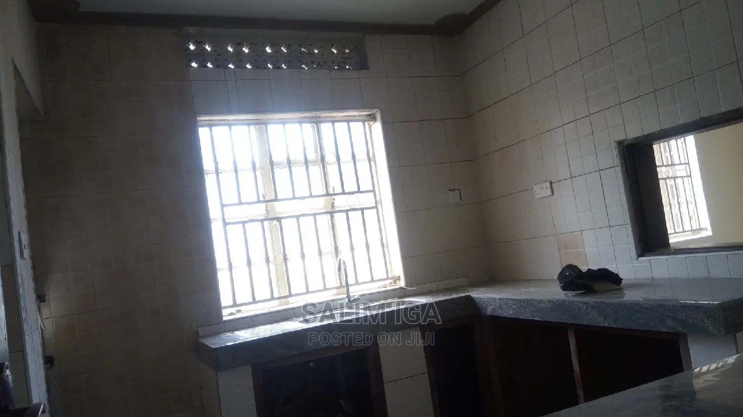 4bdrm Bungalow in Kololo Property, Central Division for Rent